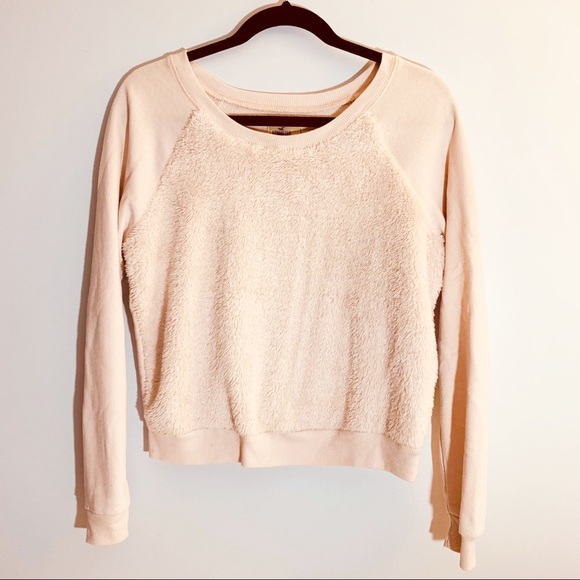 Hollister Sweaters - Hollister Sweater - light pink - GUC